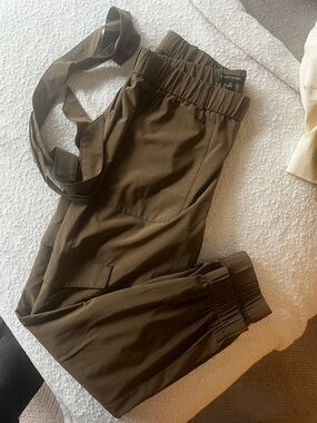 Banana Republic Olive Green Cargo Jogger Pants